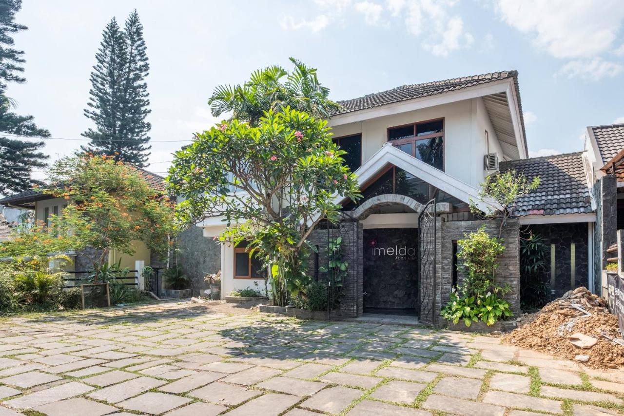 Imelda Residence Setrasari Redpartner Бандунг Экстерьер фото