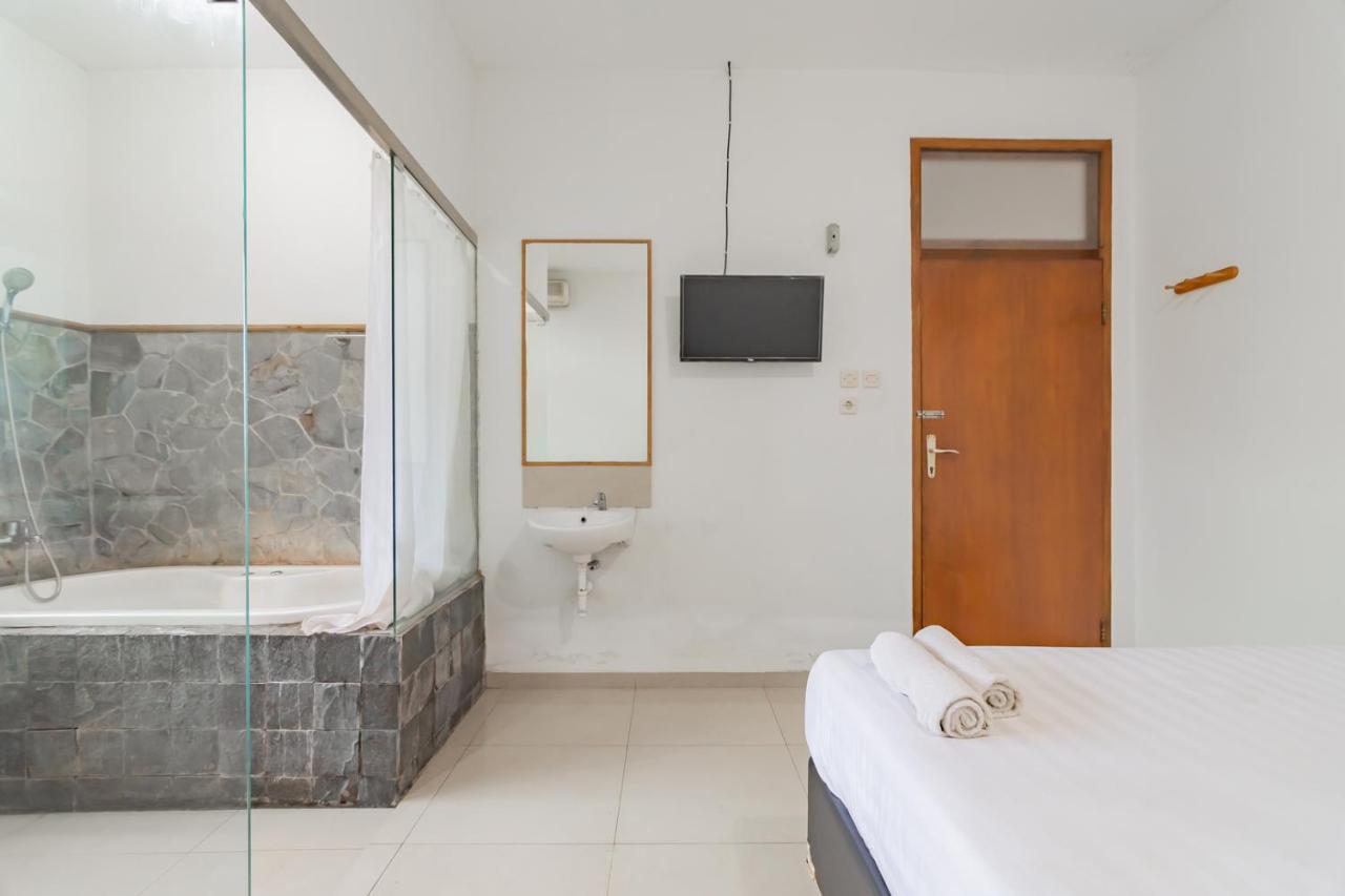 Imelda Residence Setrasari Redpartner Бандунг Экстерьер фото